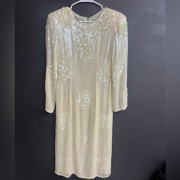 Elegant Cream Sequin Dress - Picture 1 of 6